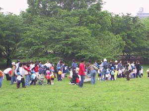 �΂̑��n�ł��ٓ��B���������܂��傤�B